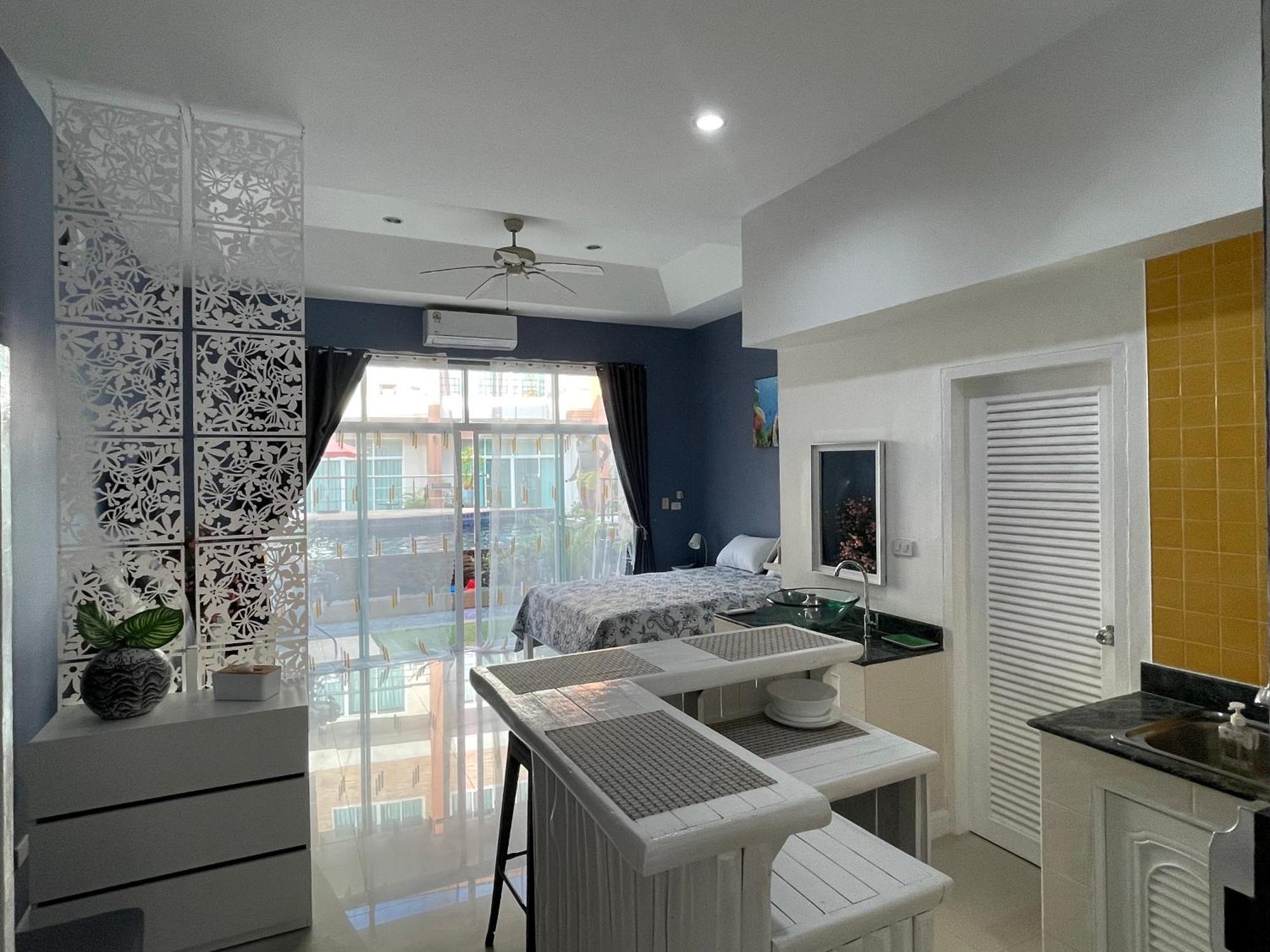 Thalassa Pool Kata Beach Ngoại thất bức ảnh